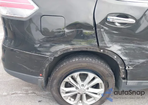 2015 Nissan Rogue Sv z USA, uszkodzony, nr VIN 5N1AT2MT8FC921395